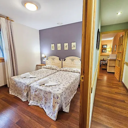 Biescas 3000 Apartmán *